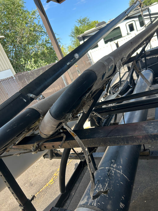 Used pair hobie 18 sx wings with new trampolines in black