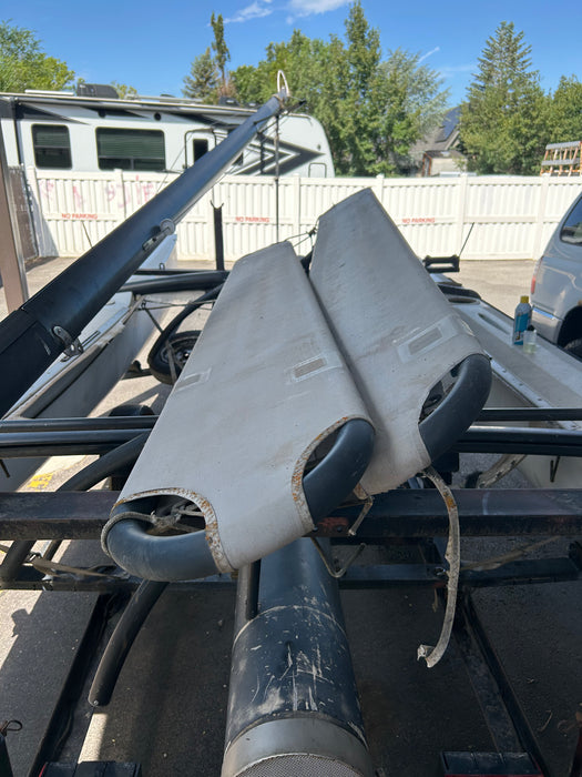 Used pair hobie 18 sx wings with new trampolines in black