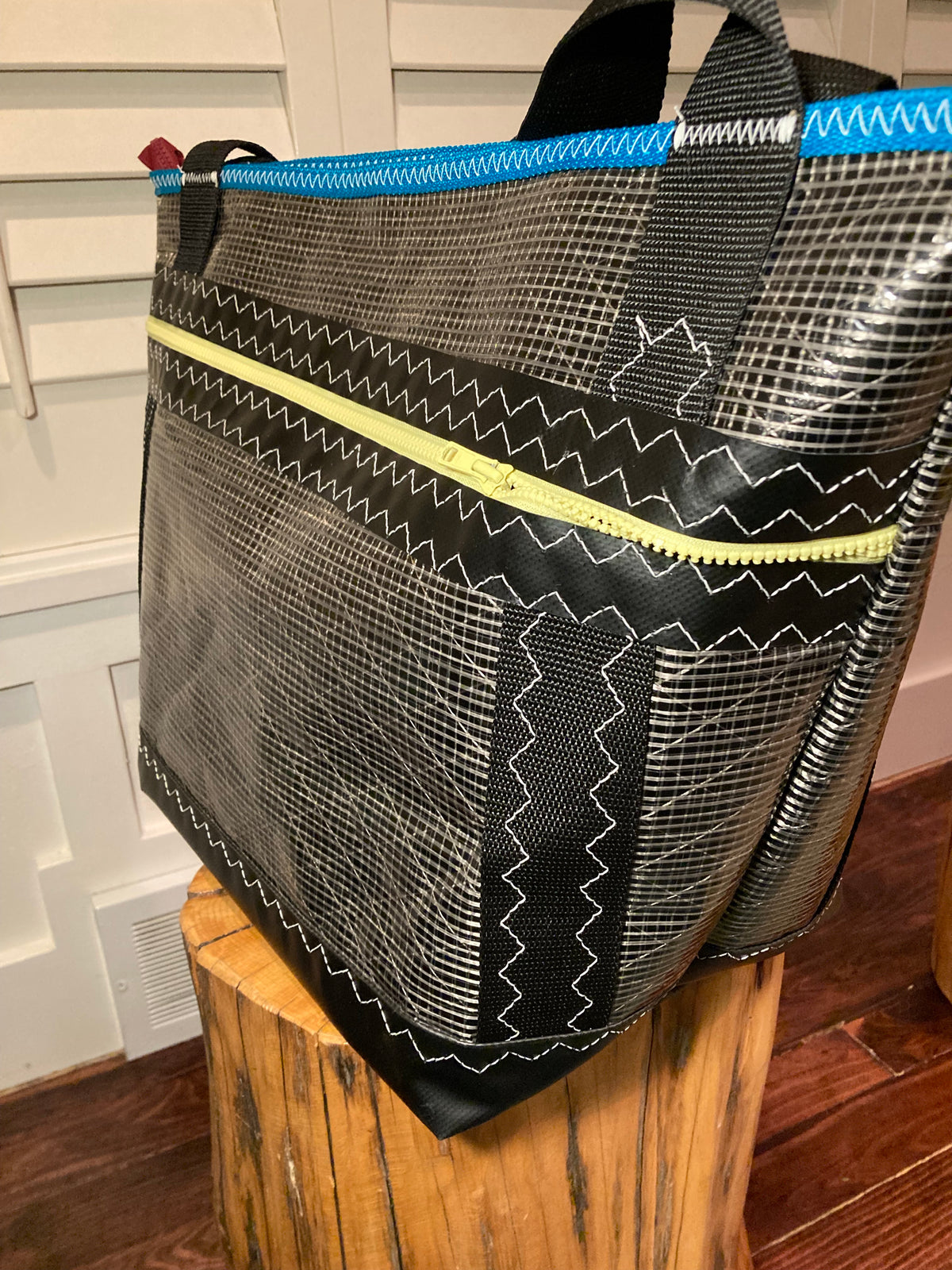 Laminate Windsurf Sailcloth tote 124 — saltcitysailing